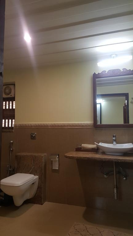 Casa Menezes - A Heritage Goan Homestay แบมโบลิม ห้อง รูปภาพ
