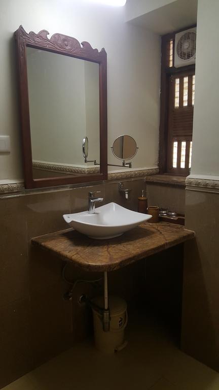 Casa Menezes - A Heritage Goan Homestay แบมโบลิม ห้อง รูปภาพ