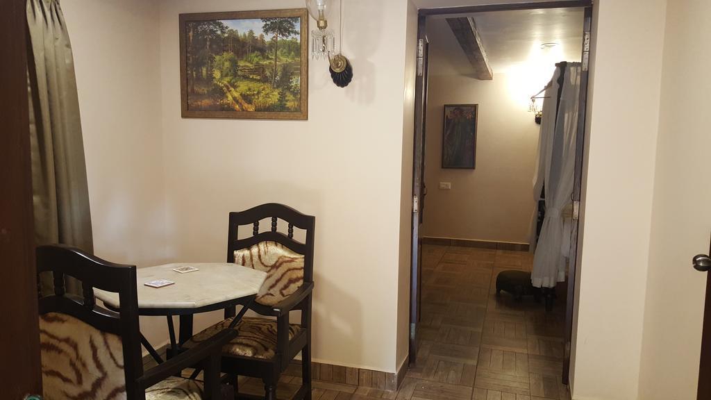 Casa Menezes - A Heritage Goan Homestay แบมโบลิม ห้อง รูปภาพ