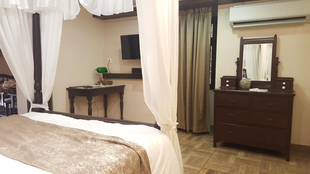 Casa Menezes - A Heritage Goan Homestay แบมโบลิม ห้อง รูปภาพ