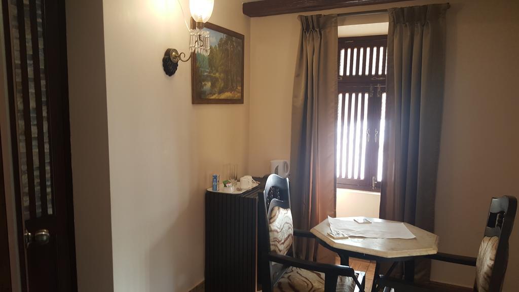 Casa Menezes - A Heritage Goan Homestay แบมโบลิม ห้อง รูปภาพ