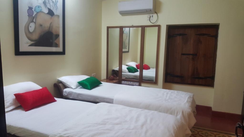 Casa Menezes - A Heritage Goan Homestay แบมโบลิม ห้อง รูปภาพ