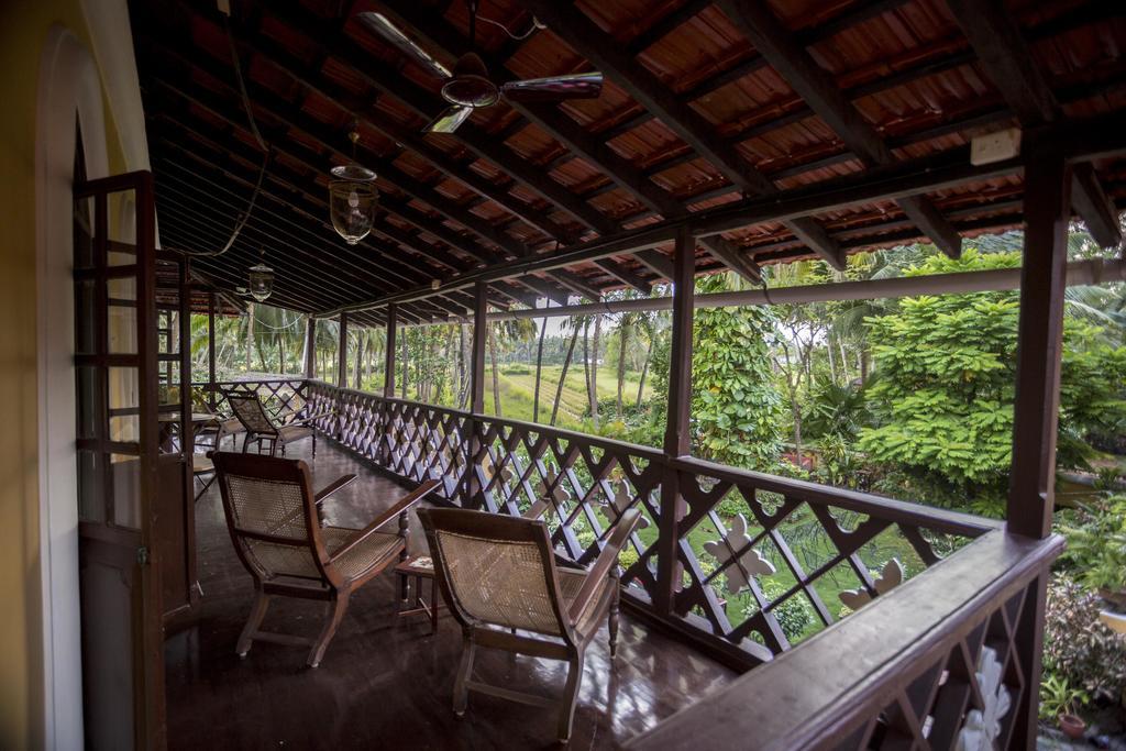 Casa Menezes - A Heritage Goan Homestay แบมโบลิม ห้อง รูปภาพ