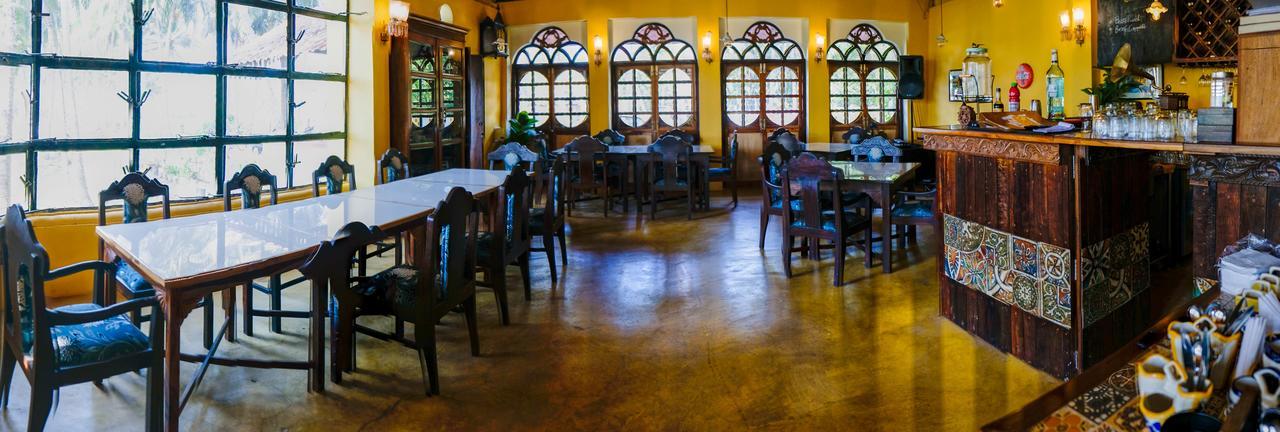 Casa Menezes - A Heritage Goan Homestay แบมโบลิม ภายนอก รูปภาพ